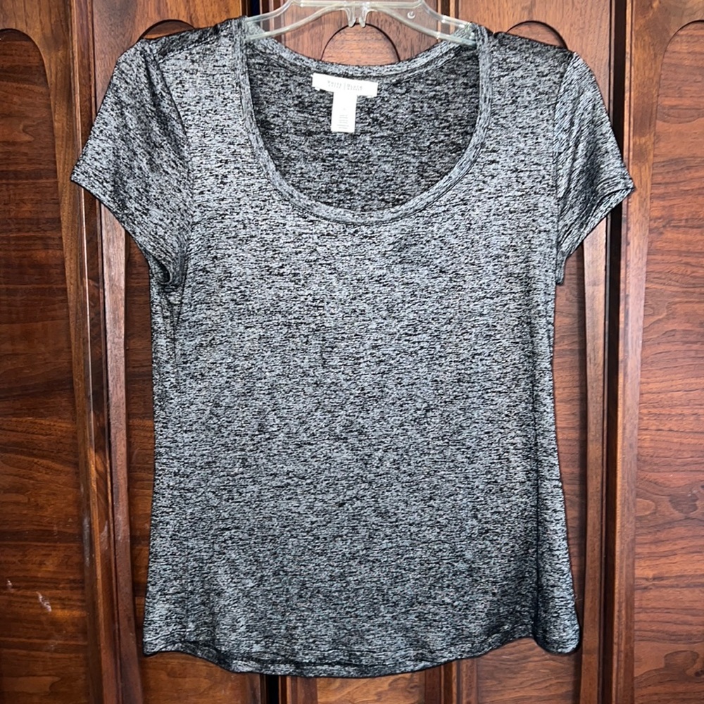 White House black market t-shirt size Small